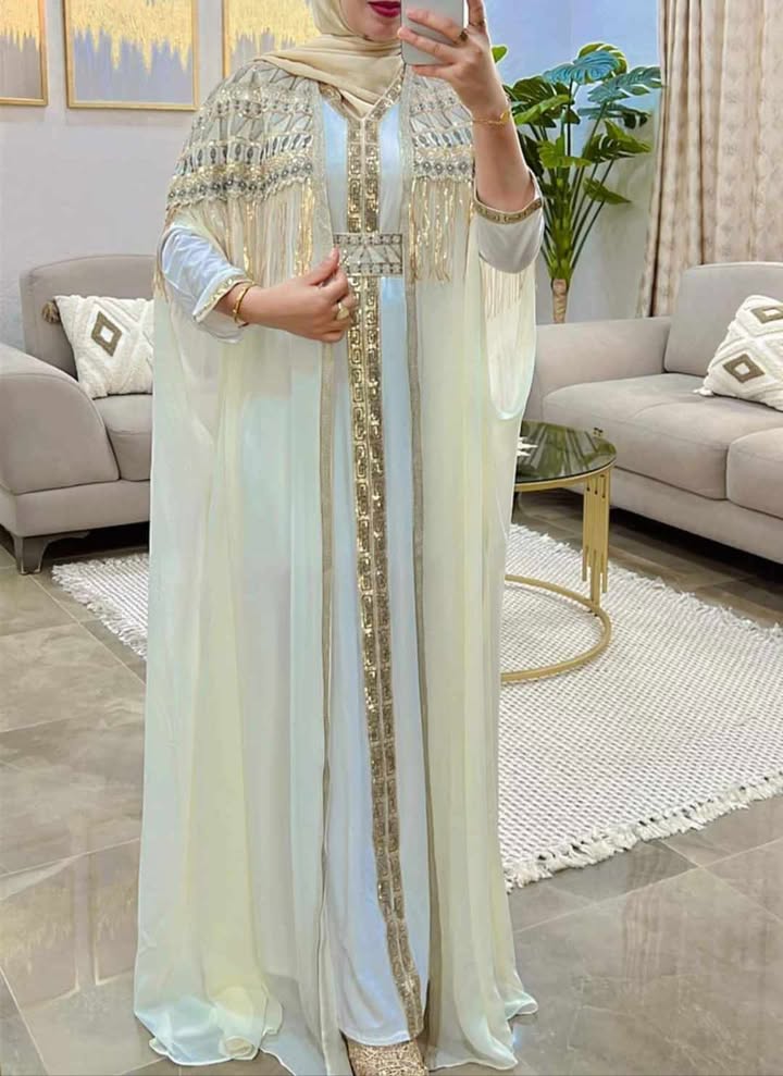 Abaya avec fond de robe et ceinture
